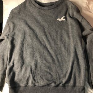 Gray Hollister sweatshirt
